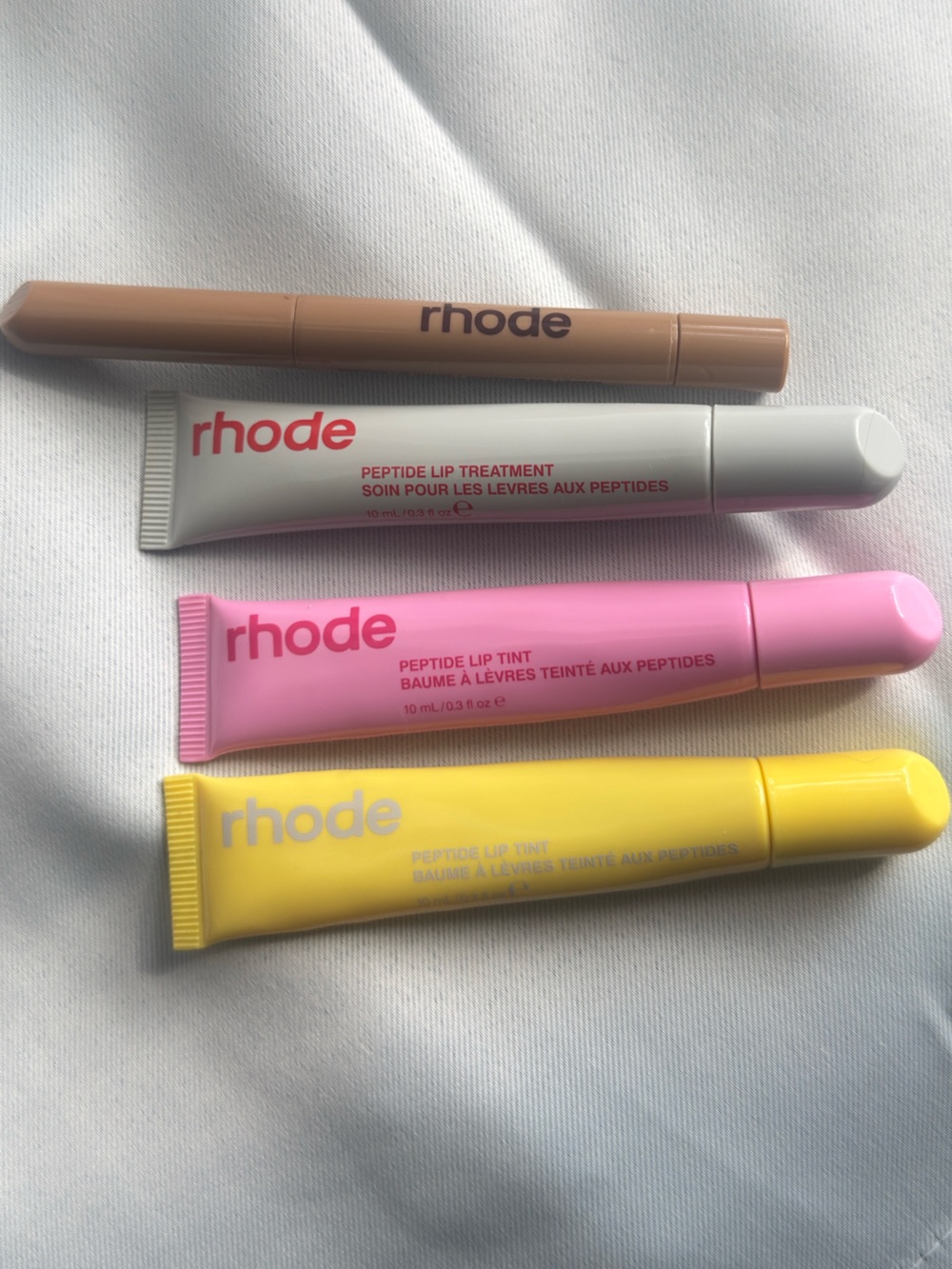 Rhode lip product set
